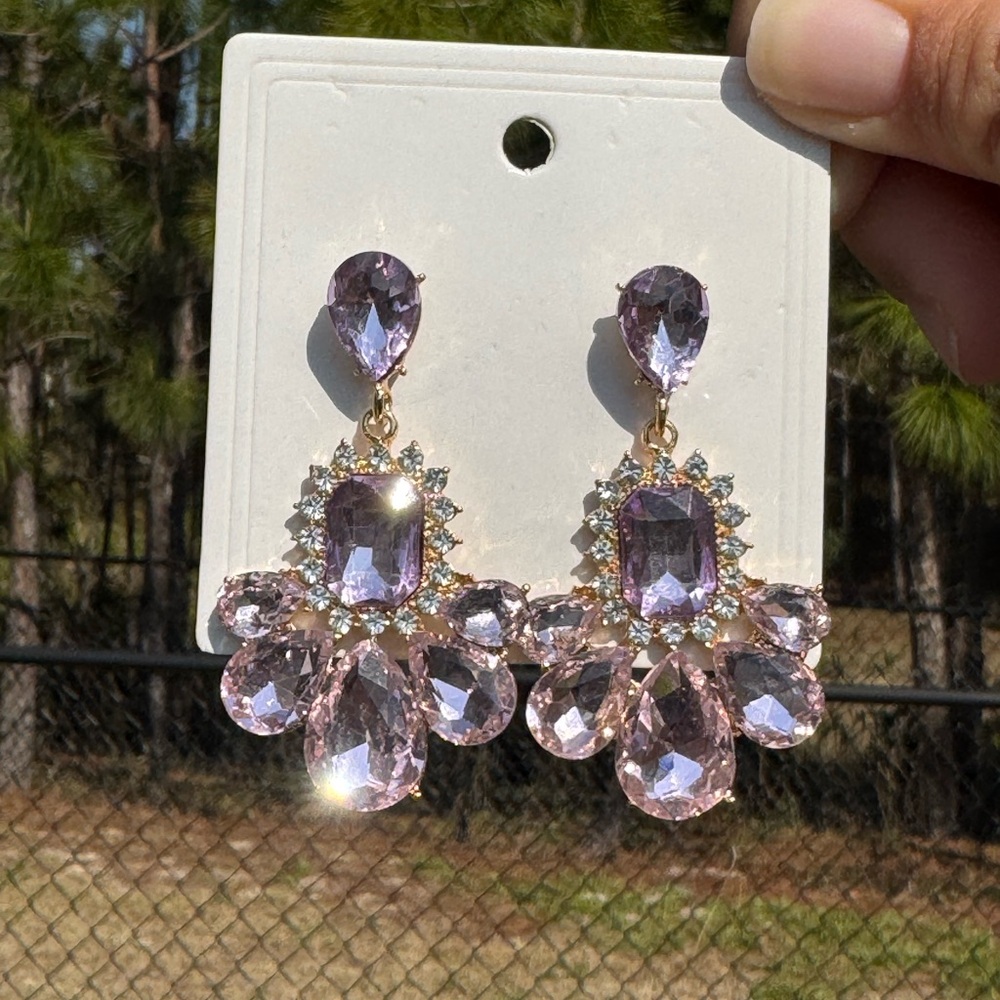 Lavender Elegant Lilac Crystal Drop Earrings - Women Jewelry - Picture 3 of 3
